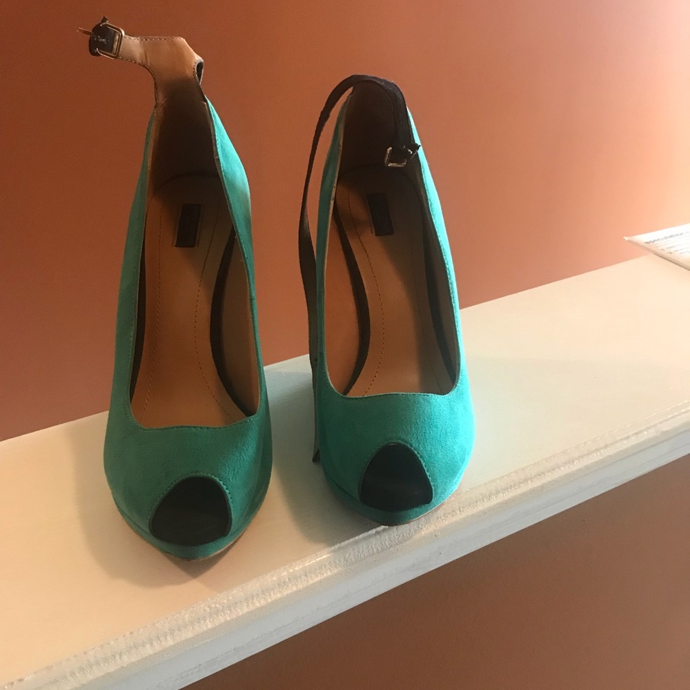 Used Zara wedges..